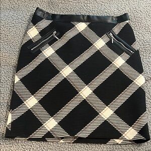 White House Black Market Black and White Mini Pencil Skirt